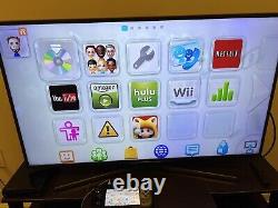 Black 32Gb Nintendo Wii U Console Bundle (with 1 Downloaded Game), Good Condition