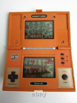 Donkey Kong (DK-52) Nintendo Game & Watch in Good Condition