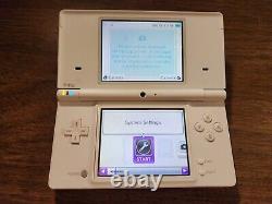 (Good Condition) Nintendo DSi Handheld Game Console White with charger