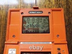 NINTENDO Donkey Kong Game and Watch in Very Good Condition (DK-52)
