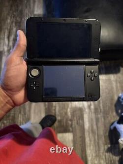 Nintendo 3DS XL Black With Charger & Stylus TESTED Good Condition