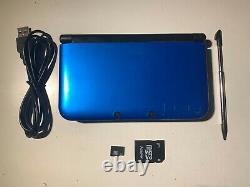 Nintendo 3DS XL Blue/Black 8GB SD Stylus Genuine Parts Very Good Condition