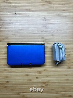Nintendo 3DS XL Handheld System Blue/Black Good Working Condition