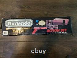 Nintendo Entertainment System NES Action Set good condition + 4 Games