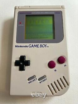 Nintendo GAME BOY DMG-01 with 5 games- PreOwned/Good Condition/Tested & Working