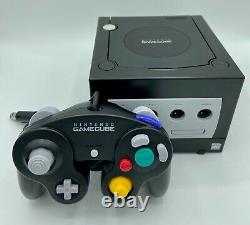 Nintendo GameCube DOL-001 Cords + Controller 100% Nintendo Good Condition