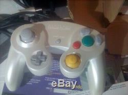 Nintendo Gamecube Console pearl white Controller rare in very good condition