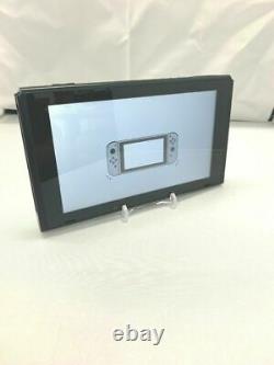 Nintendo Switch 32GB Console HAC-001-01 Only Very Good Condition