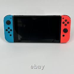 Nintendo Switch Console 32GB Good Condition. WithPower Cord/HDMI/Dock/Grips/Base