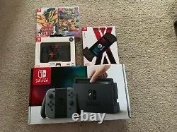 Nintendo Switch Game Console 32GB, Gray. Bundle. Good Condition