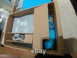 Nintendo Wii Limited Edition Blue Complete Very Good Condition