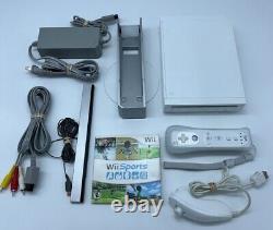 Nintendo Wii White Console with Wii Sports- VERY GOOD CONDITION Cleaned & Tested