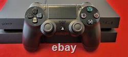 PS4 Sony game console with 500GB in good condition
