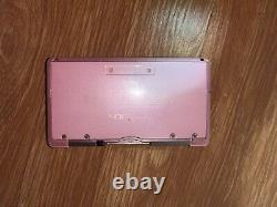 Pink Nintendo 3ds, good condition, never opened games