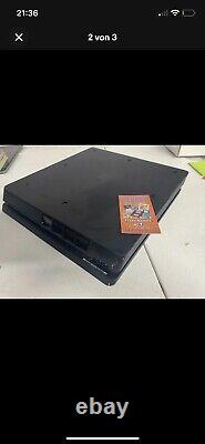 Playstation 4 with 1tb and a controller from Sony, Good condition and 100% fully
