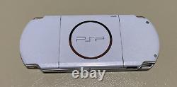 Sony PSP 3006 Pearl white Console Overseas edition Very Good Condition