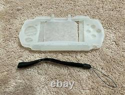 Sony PlayStation Portable 3000 Console Pearl White Good Condition WORKING