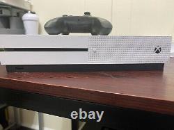 Used good condition Xbox One S 500GB, White