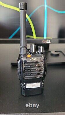 VHF 136-174 Mhz Portable two way radios (Used) In Good condition