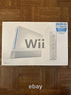 White Nintendo Wii System Console Wii Sports Bundle Good Condition Complete