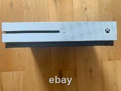 XBOX One S 500GB Full Set, Very Good Condition