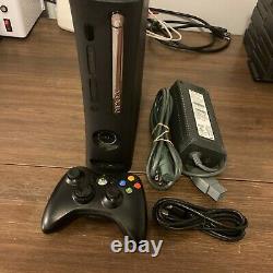 Xbox 360 Elite Black Console And Controller Bundle 120 GB Very Good Condition