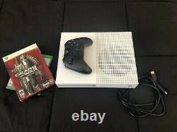 Xbox One 500gb good condition with controller, charger, HDMI cord, and games