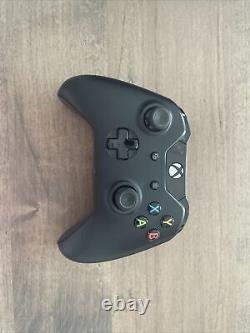 Xbox One Console Good Condition Comes With 1 Controller