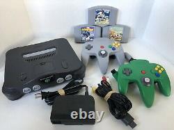 1996 Console Nintendo 64 Avec 2 Contrôleurs Et 3 Jeux En Bon État