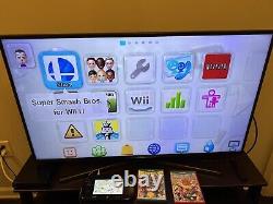 Black 32gb Nintendo Wii U Console Bundle (avec 3 Jeux), Bon État