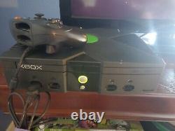 Bon État Ensemble De Consoles Xbox Originales Avec Deux Contrôleurs Xbox Et Cordons