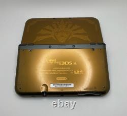 Console New Nintendo 3DS XL Zelda Hyrule Edition Complète dans la Boîte CIB en Bon État