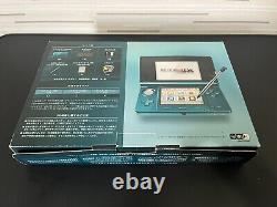 Console Nintendo 3DS avec boîte, modèle Aqua Blue NTSC-J Japon, en bon état