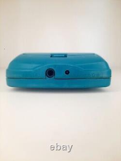 Console Nintendo Game Boy Color bleu sarcelle en bon état + 4 jeux FONCTIONNE