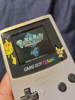 Console Nintendo GameBoy Color Or/Silver Pokémon - avec BOÎTE CIB en bon état