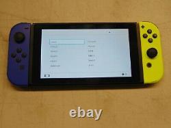 Console Nintendo Switch Avec Joycons Ne Fonctionne Parfait Et Très Bon État