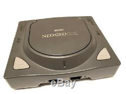 Console Snk Neo Geo Cdz + 2 Jeux De Travail En Bon État