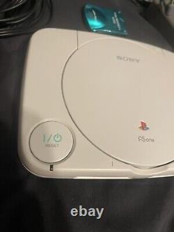 Console officielle Sony PlayStation 1 PS1 Slim PSone BUNDLE en bon état FONCTIONNE.
