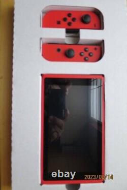 Édition limitée Mario Rouge & Bleu Nintendo Switch en boîte État d'occasion Très bon