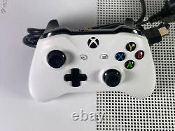 Microsoft Xbox One S 1tb Blanc Tous Les Travaux Numériques Bonne Condition Parfectement