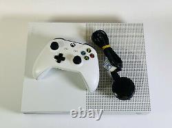Microsoft Xbox One S 1tb Console White Bonne Condition Travaux Parfectement