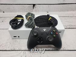 Microsoft Xbox One Série S 500 Go Avec Un Controller, Cords, Bonne Condition
