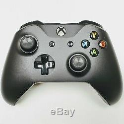 Microsoft Xbox One X 1tb Noir Très Bon État Avec Contrôleur