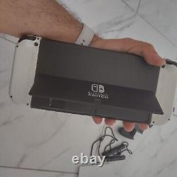 Modèle Nintendo Switch OLED 64 Go CIB - Très bon état