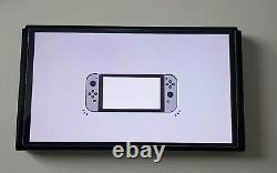 Modèle de Nintendo Switch OLED TABLETTE SEULEMENT BON ÉTAT 8,5/10