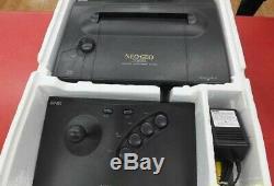 Ng Neo Geo Aes Console (adaptateur Secteur, Câble Av) Contrôleur En Boîte En Bon État