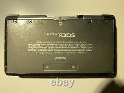 Nintendo 3ds Cosmo Noir Avec Chargeur Stylus 8 Go Carte Sd Bon État