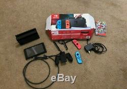 Nintendo Commutateur Neon Neon Rouge Et Bleu Joy-con Console 32gb Bonne Condition