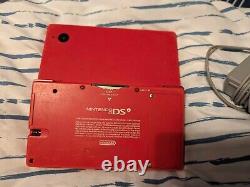 Nintendo DSi Système Rouge Mat Très Bon État Livré avec Chargeur et Jeu