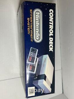 Nintendo Nes 1988 Control Deck Console Box Seulement Bon État